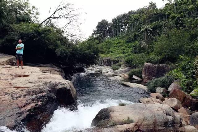逃出漂浮的小岛